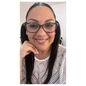 Meet your Posher, Sonia